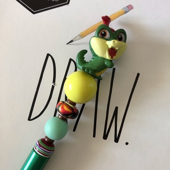 Disney Doorables: Fantasia: Ben Ali Gator handmade beaded pen - Picture 1 of 3